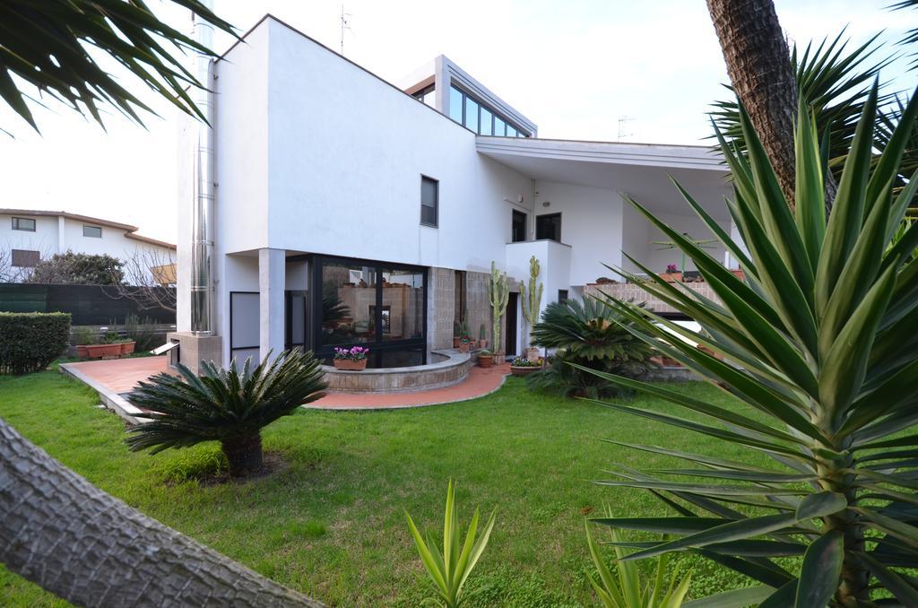 Hotel Acquamarina Civitavecchia Exterior foto